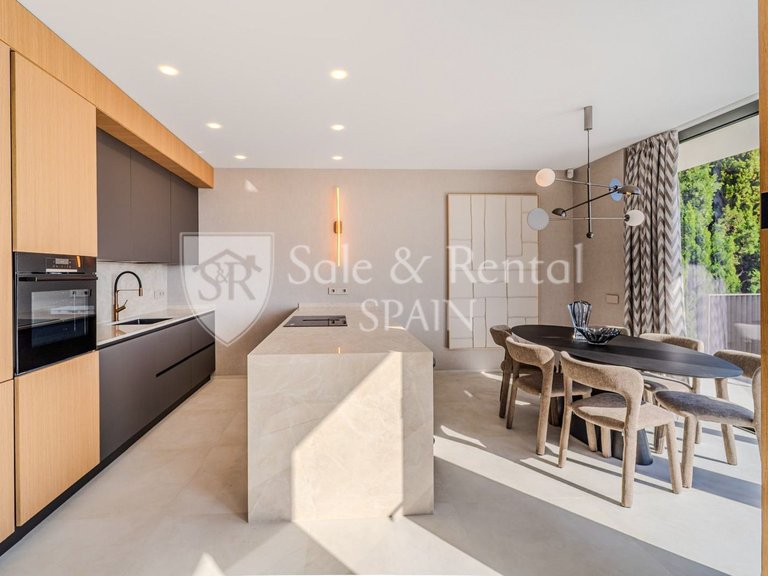 Villa for Sale in Lloret De Mar, Gerona 6