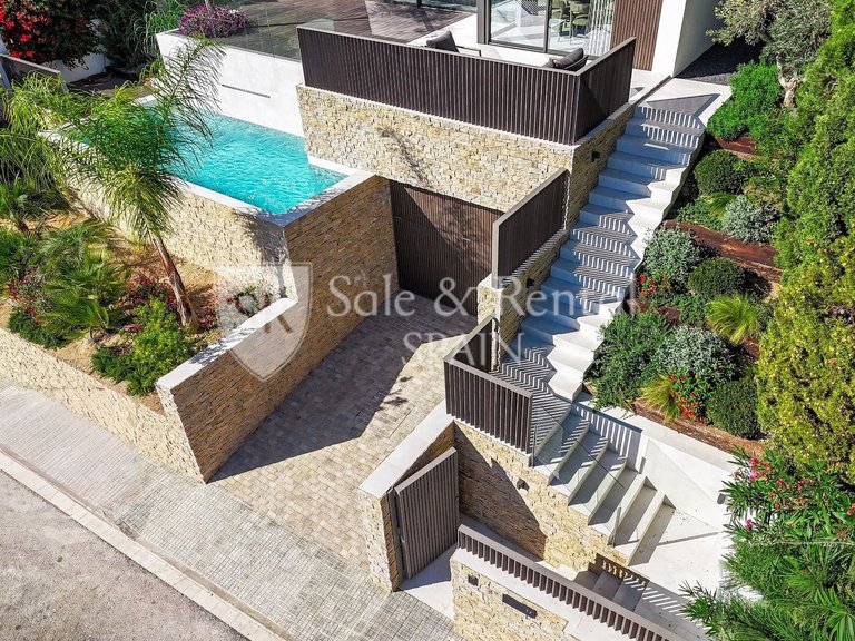 Villa for Sale in Lloret De Mar, Gerona 32