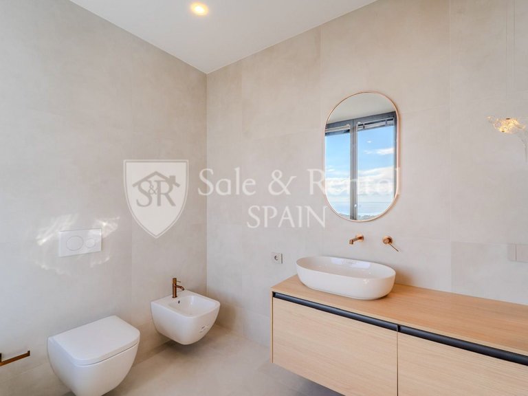 Villa for Sale in Lloret De Mar, Gerona 38