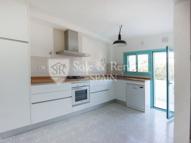 Villa for Sale in Sant Feliu De Guixols, Gerona 4