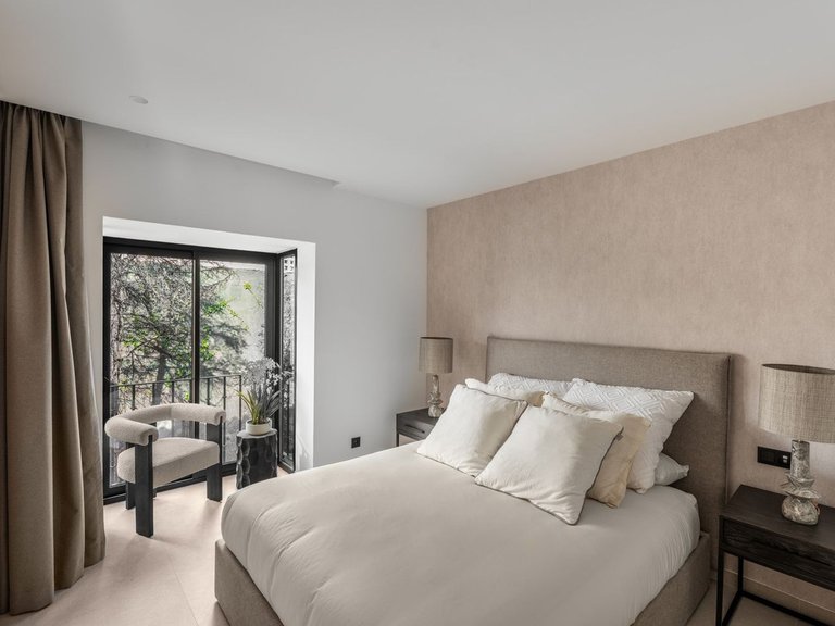 Penthouse for Sale in Nueva Andalucia, Malaga 8