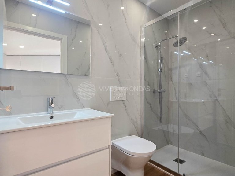 Villa for Sale in Paranhos, Porto 21