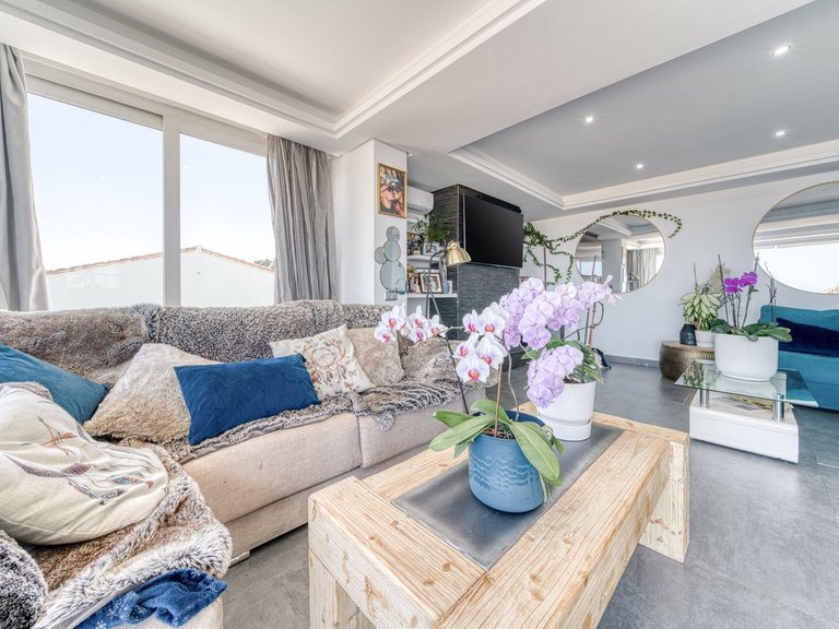 Villa for Sale in Estepona, Malaga 14