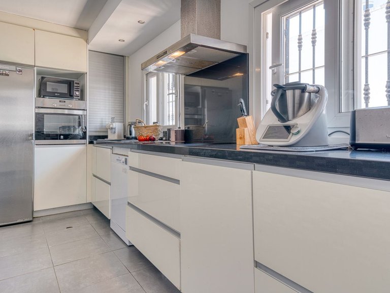 Villa for Sale in Estepona, Malaga 28