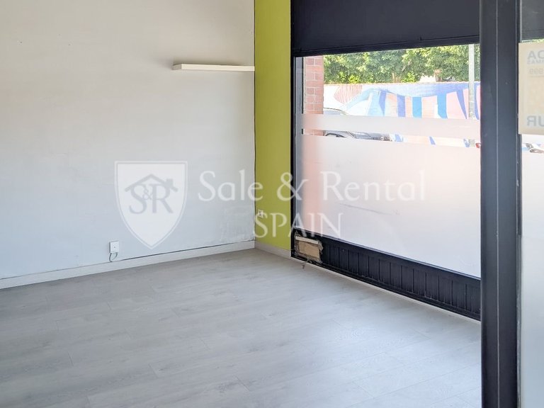 Commercial for Sale in Girona, Gerona 1