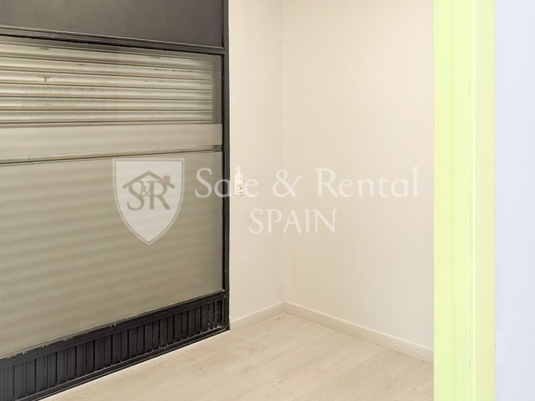 Commercial for Sale in Girona, Gerona 4