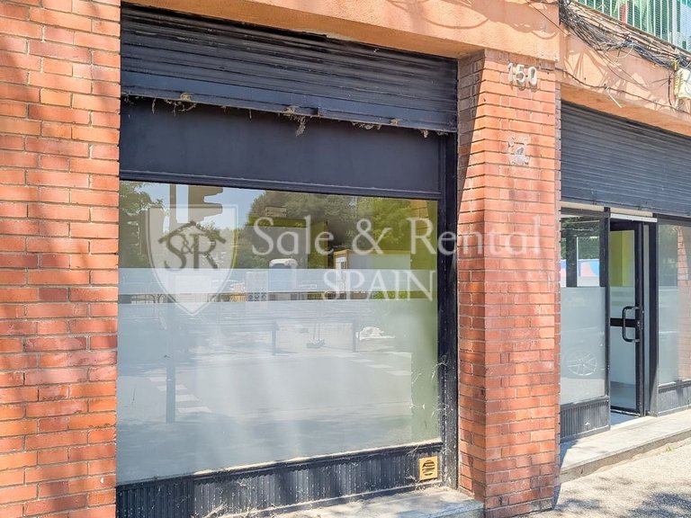 Commercial for Sale in Girona, Gerona 8