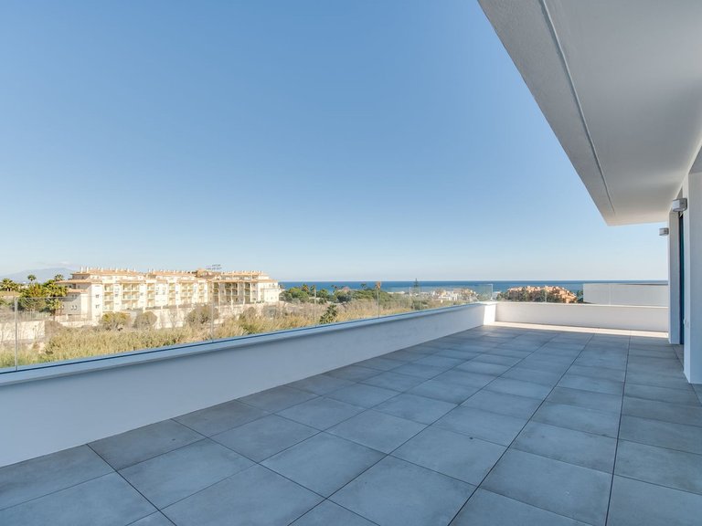 Villa for Sale in La Duquesa, Malaga 28