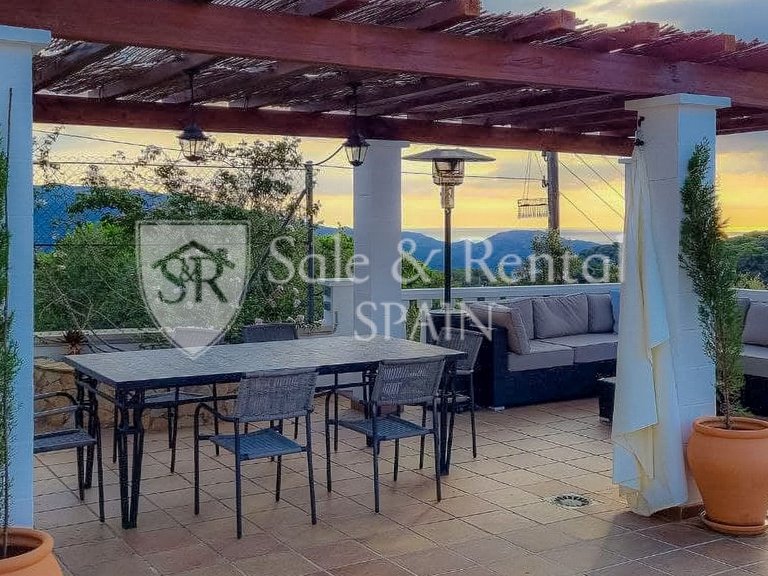 Villa for Sale in Lloret De Mar, Gerona 37