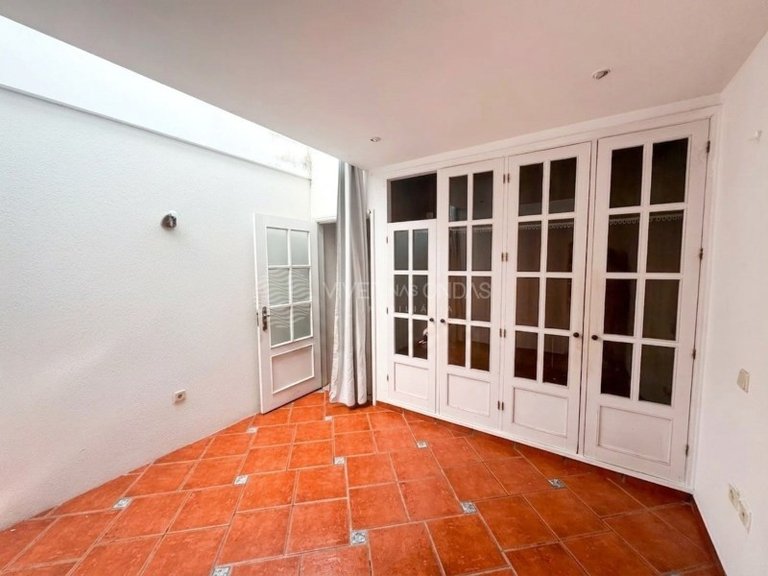 Villa for Sale in Porto, Porto 8