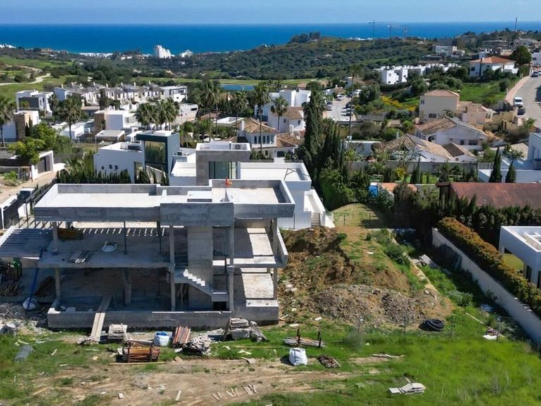 Villa for Sale in Estepona, Malaga 15