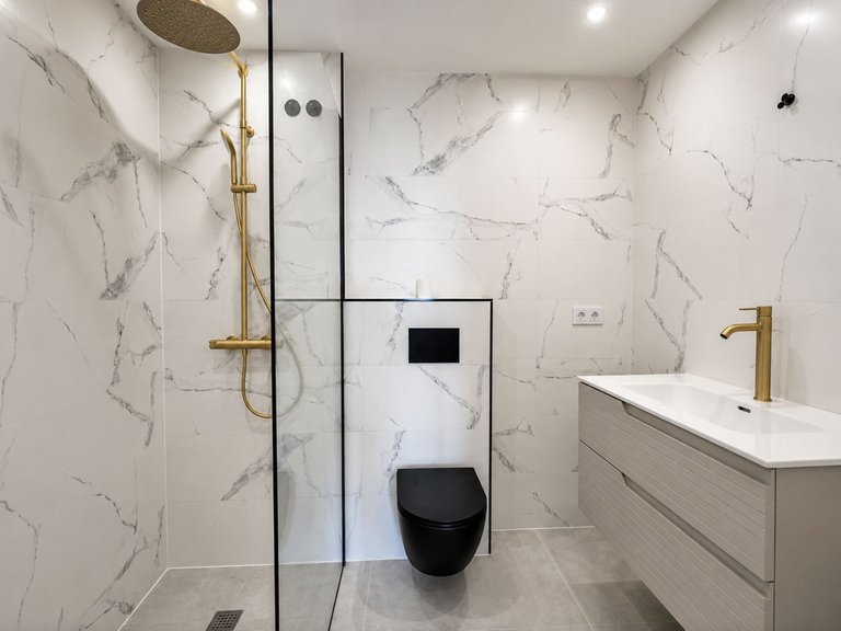 Apartment for Sale in Nueva Andalucia, Malaga 7