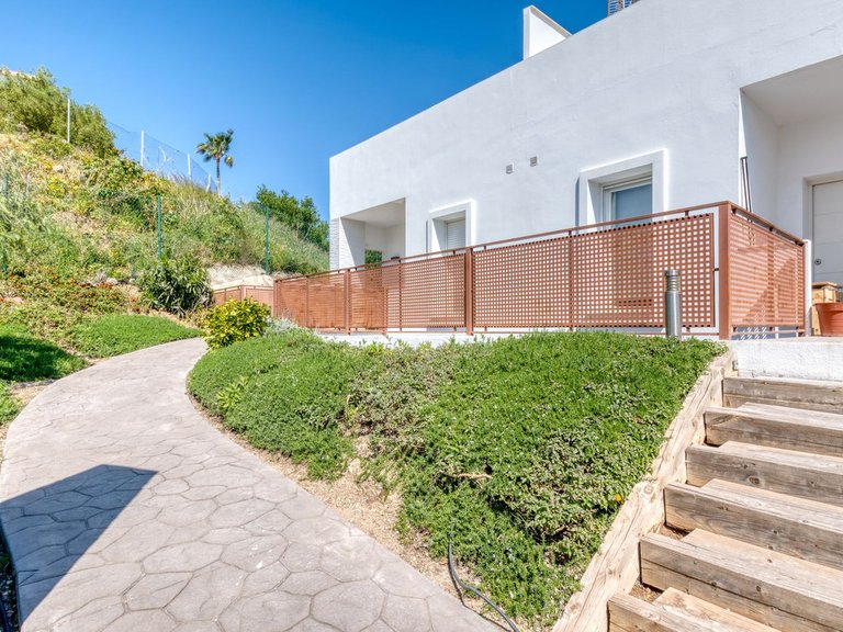 Town House for Sale in Riviera Del Sol, Malaga 13