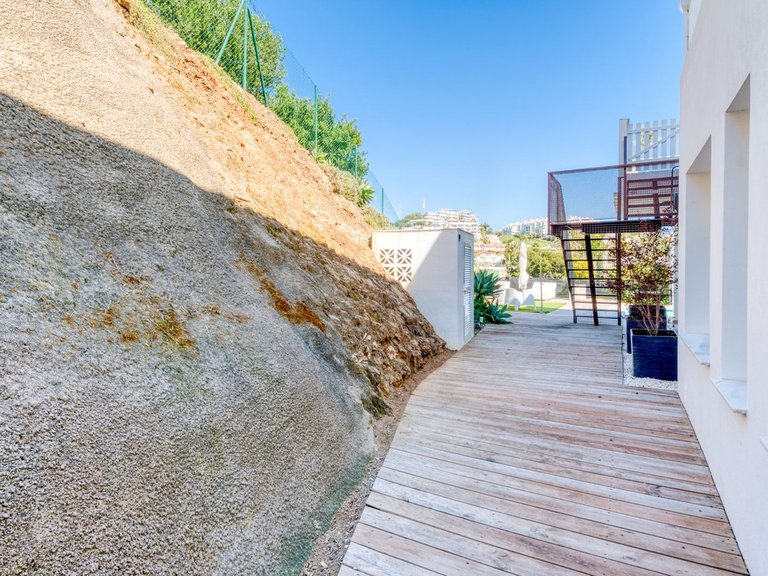 Town House for Sale in Riviera Del Sol, Malaga 28