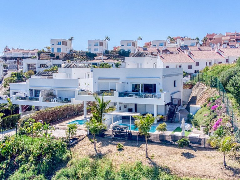 Town House for Sale in Riviera Del Sol, Malaga 42