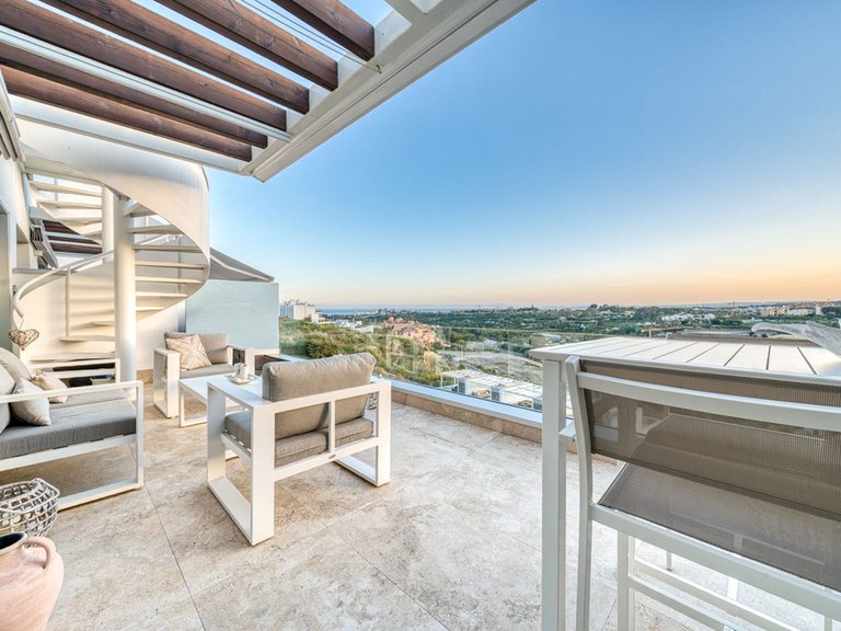 Penthouse for Sale in Estepona, Malaga 3