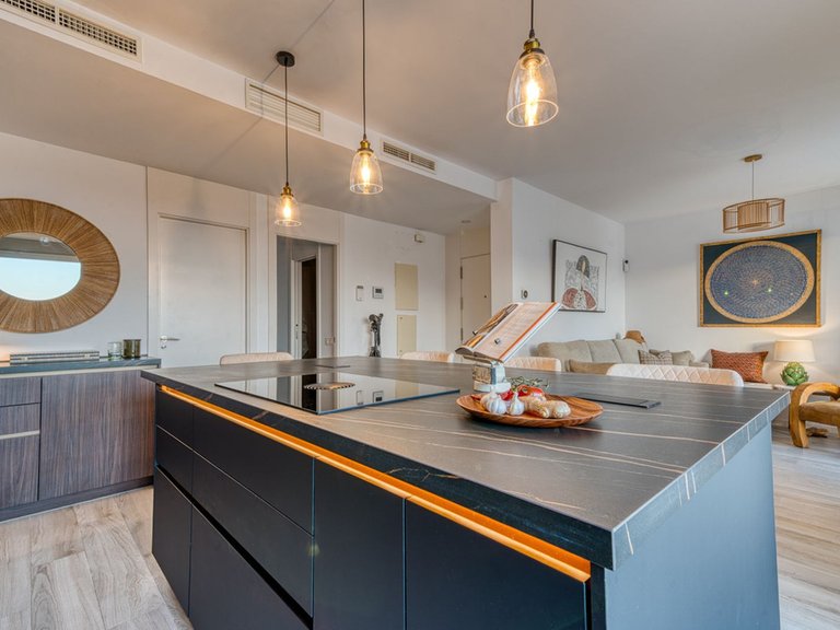 Penthouse for Sale in Estepona, Malaga 10
