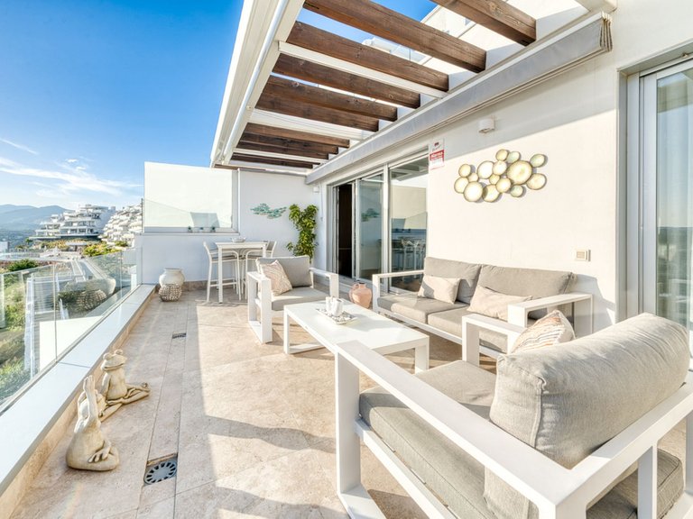 Penthouse for Sale in Estepona, Malaga 19