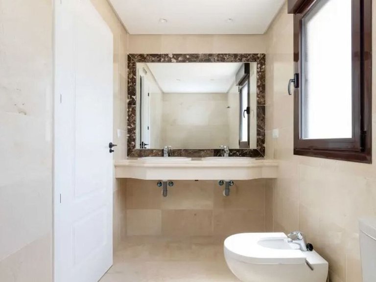 Town House for Sale in Estepona, Malaga 10
