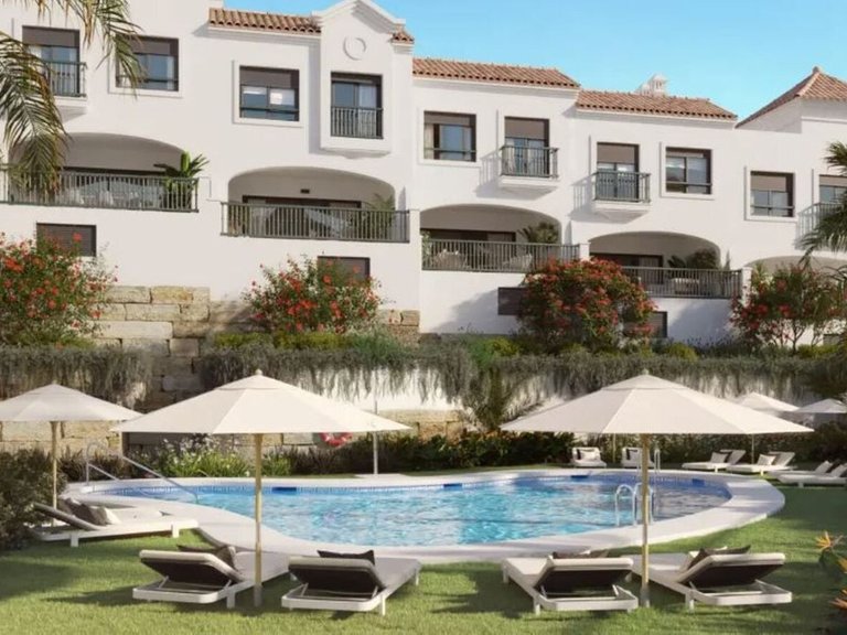 Town House for Sale in Estepona, Malaga 11