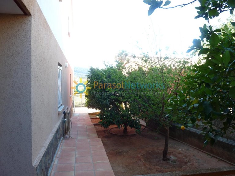 Villa for Rent in La Font D'en Carros, Valencia 45