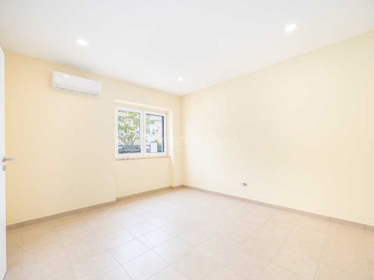 Villa for Rent in Almada, Setubal 19