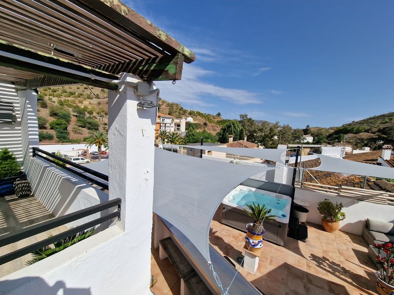 Town House for Sale in Vinuela, Malaga 17