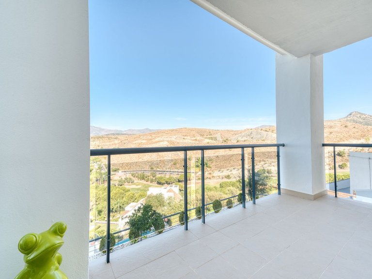 Apartment for Sale in Benahavis, Malaga 8