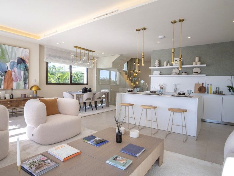 Villa for Sale in Estepona, Malaga 46