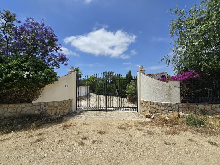 Villa for Sale in Periana, Malaga 38