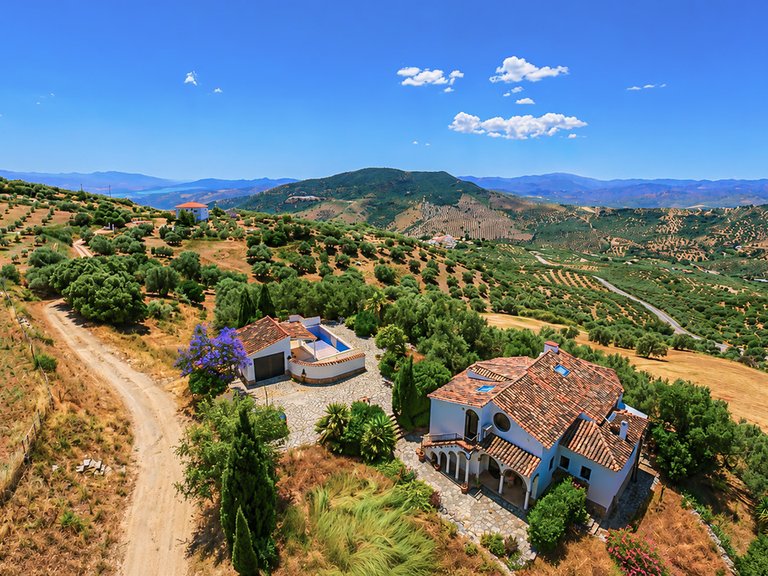 Villa for Sale in Periana, Malaga 44