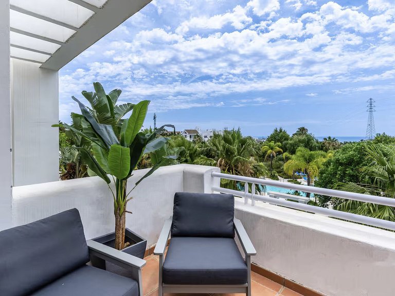 Apartment for Sale in Estepona, Malaga 11