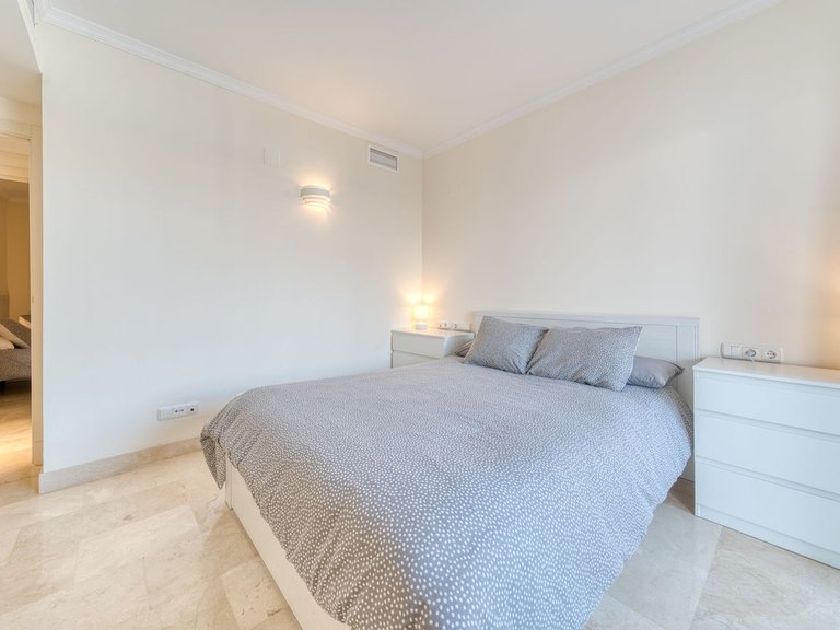 Apartment for Sale in Calahonda, Malaga 32