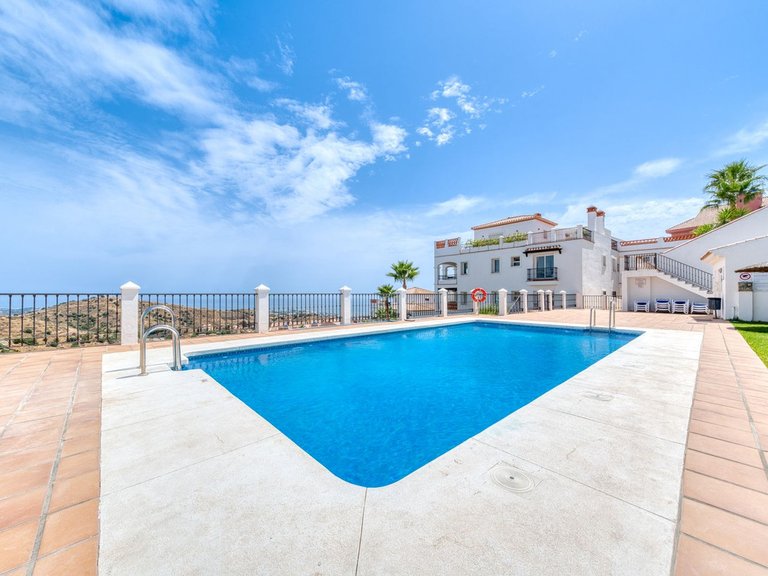 Apartment for Sale in Calahonda, Malaga 34