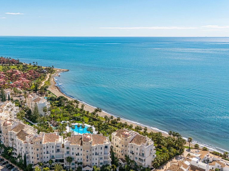Apartment for Sale in Estepona, Malaga 1
