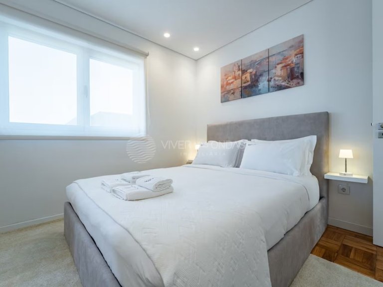 Apartment for Sale in Porto, Porto 16