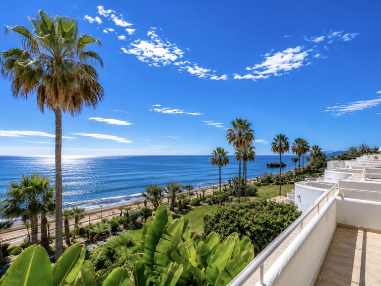 Apartment for Sale in Estepona, Malaga 2