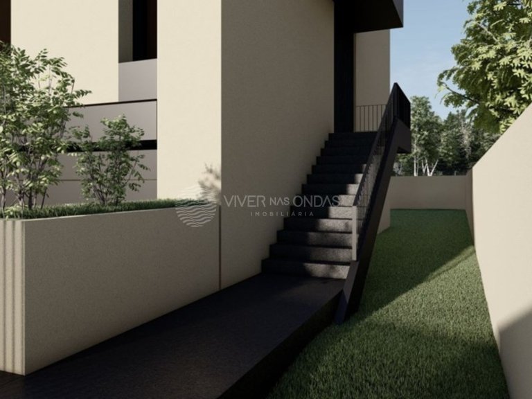 Villa for Sale in Fanzeres, Porto 11