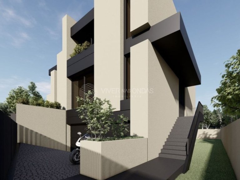 Villa for Sale in Fanzeres, Porto 15
