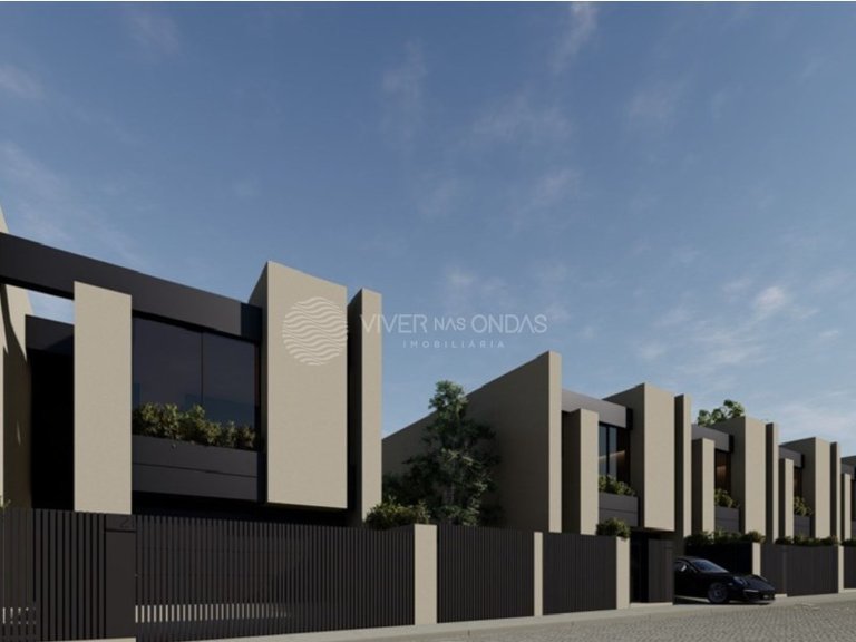 Villa for Sale in Fanzeres, Porto 14