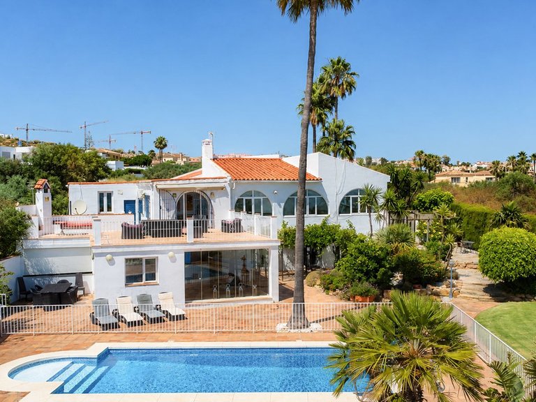 Villa for Sale in Manilva, Malaga 2