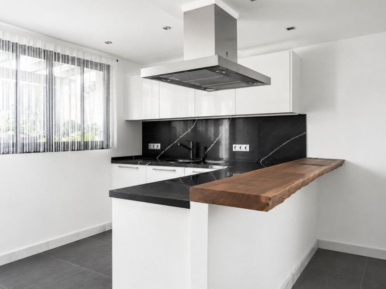 Town House for Sale in Estepona, Malaga 6