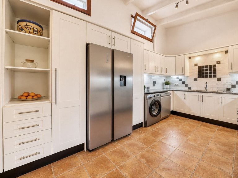 Villa for Sale in Alhaurin El Grande, Malaga 4