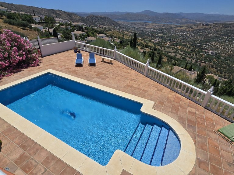 Villa for Sale in Alcaucin, Malaga 6
