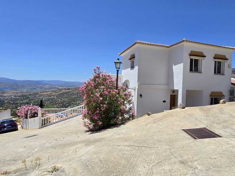 Villa for Sale in Alcaucin, Malaga 35
