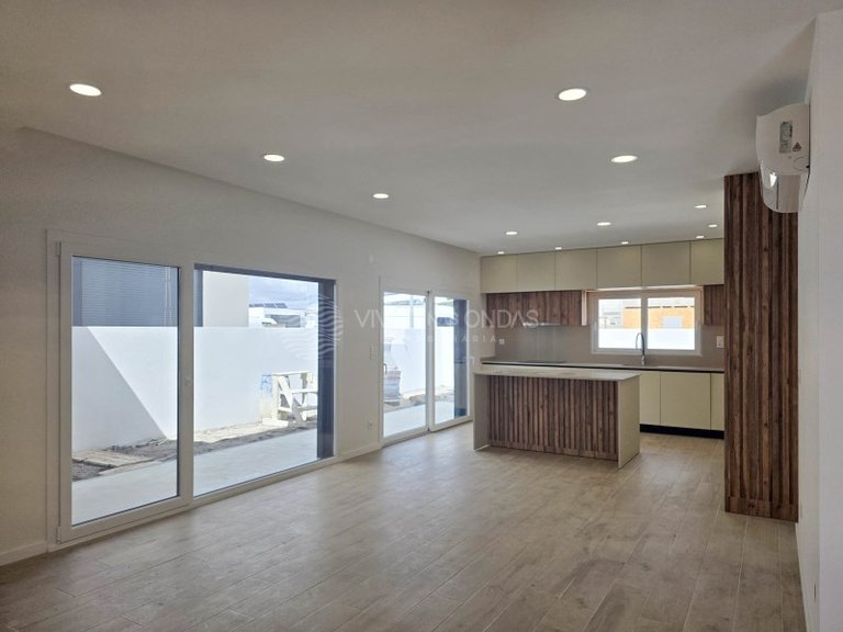 Villa for Sale in Quinta Do Anjo, Setubal 12