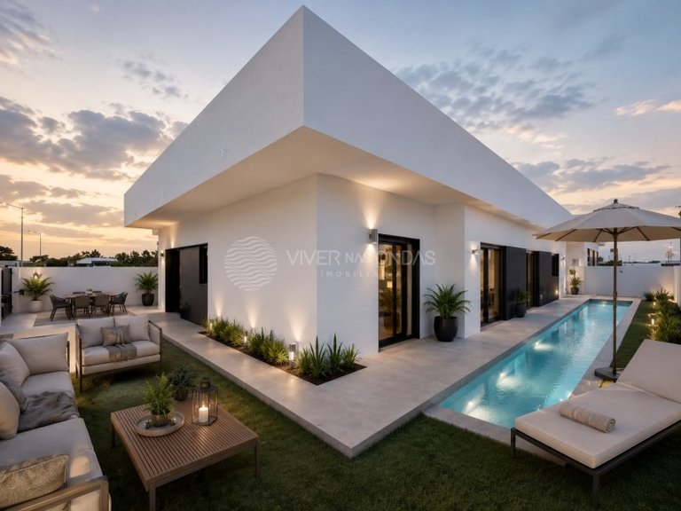 Villa for Sale in Quinta Do Anjo, Setubal 1