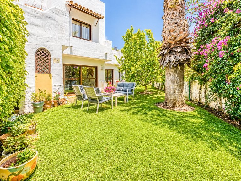 Apartment for Sale in Estepona, Malaga 2
