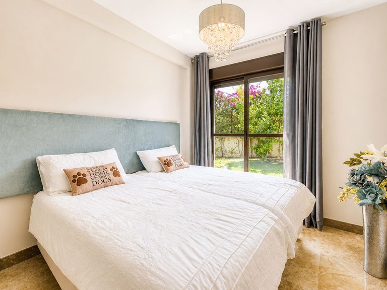 Apartment for Sale in Estepona, Malaga 12