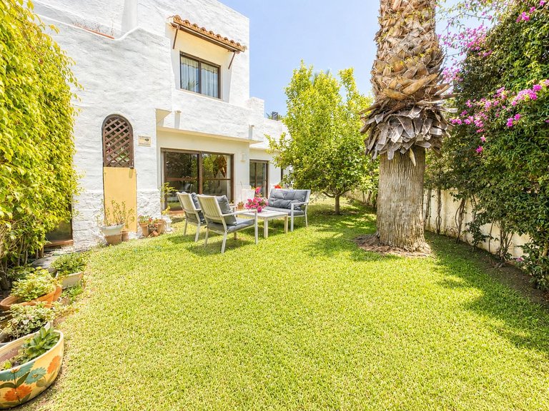 Apartment for Sale in Estepona, Malaga 17